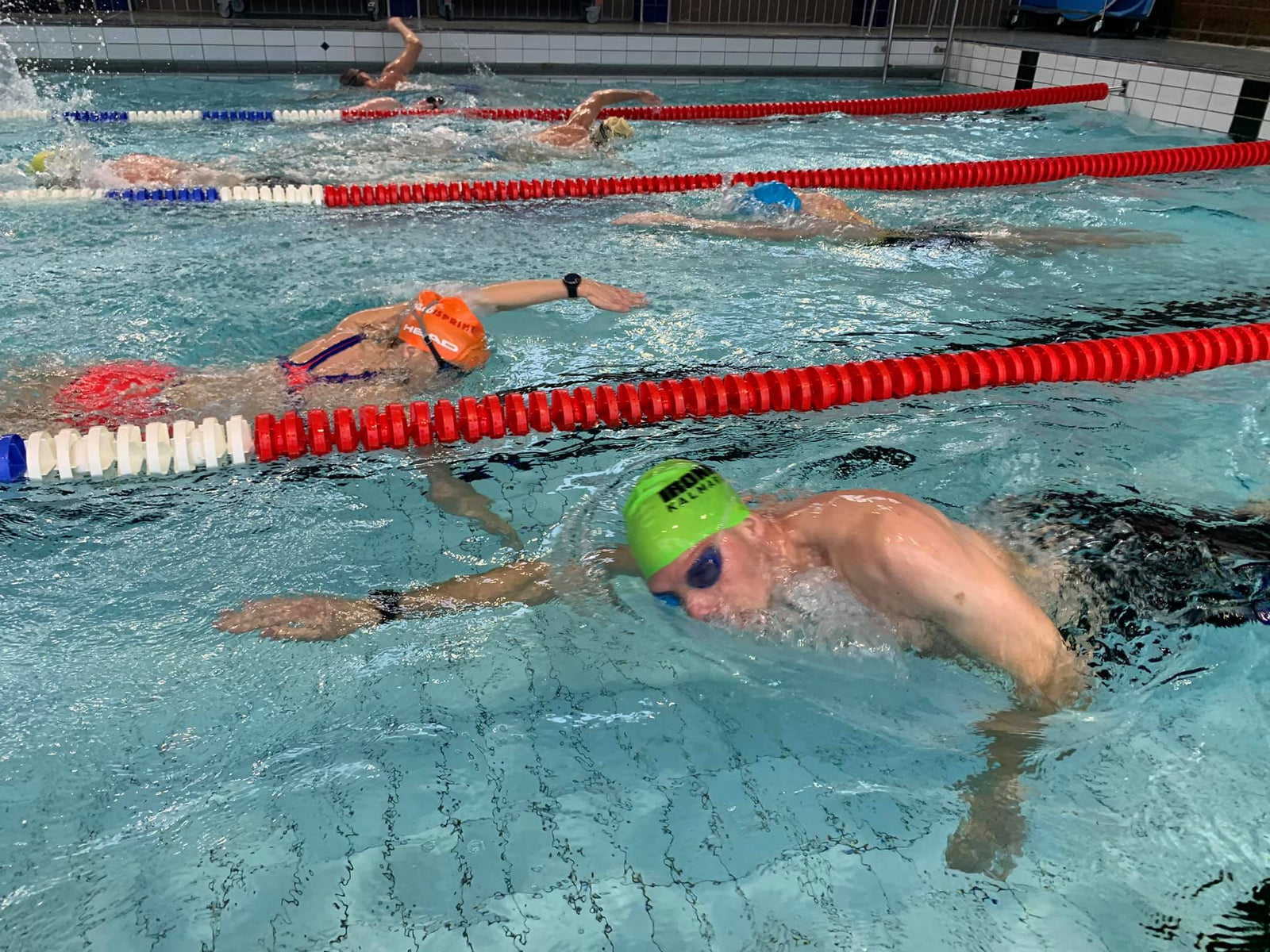 Blöta lördagar i Långbrohallen